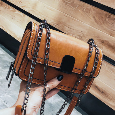 Μοντέρνα γυναικεία τσάντα  με φερμουάρ σε διάφορα χρώματα