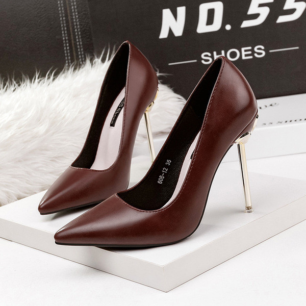 Μοντέρνα  γυναικεία παπούτσια σε πράσινο, γκρι και καφέ χρώμα