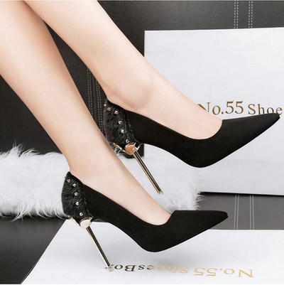 Κομψά γυναικεία παπούτσια με λεπτό τακούνι  σε διάφορα χρώματα