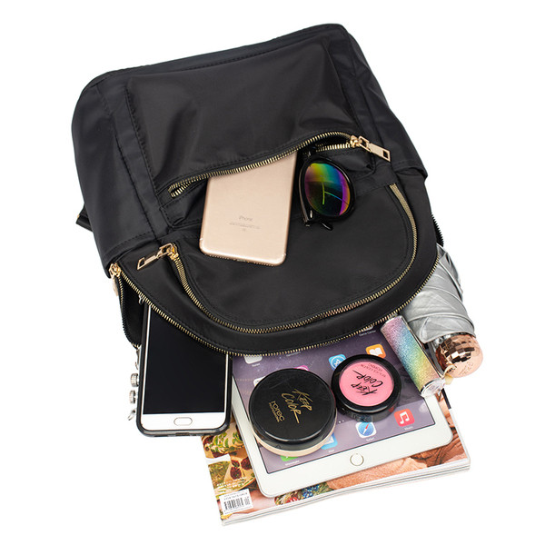 Mindennapi női nagy hátizsák fekete színben