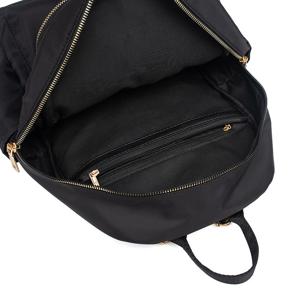 Mindennapi női nagy hátizsák fekete színben