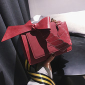 Geanta dama cu panglica in mai multe culori