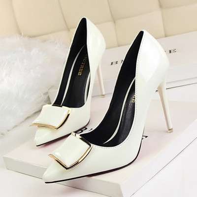 Pantofi de dama eleganti cu element metalic in mai multe culori