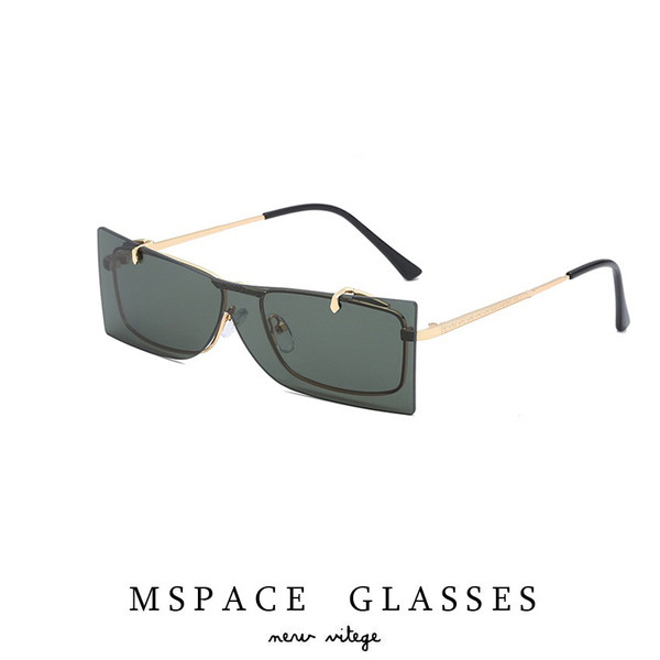 Ochelari moderni pentru femei si barbati cu ochelari colorati