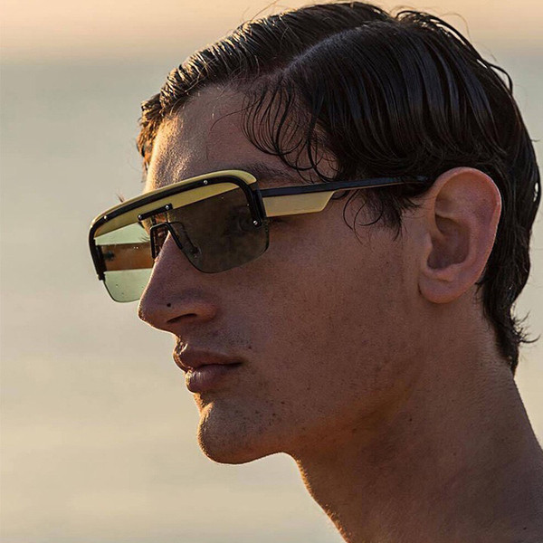 Ochelari actuali pentru barbati cu rama de plastic si lentile colorate