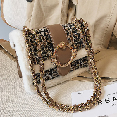 Elegáns női táska pehely elemmel