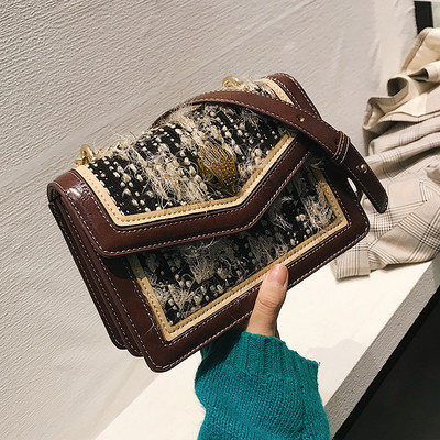 Stílusos táska hosszú füllel, több színben