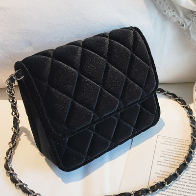 Stílusos női bársonytáska több színben