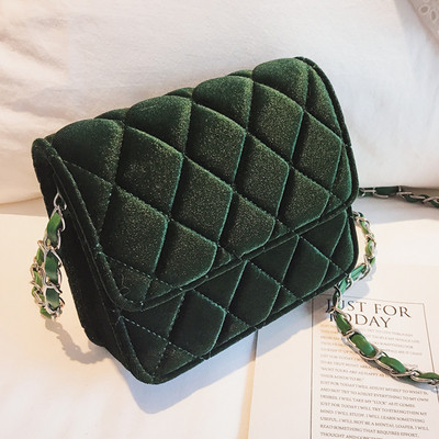 Stílusos női bársonytáska több színben