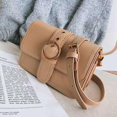 Γυναικεία κομψή τσάντα με  πόρπη σε τέσσερα χρώματα