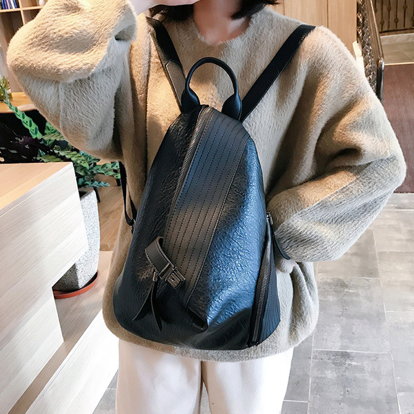 Rucsac de dama din piele ecologica in negru si maro