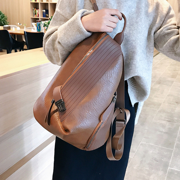 Rucsac de dama din piele ecologica in negru si maro