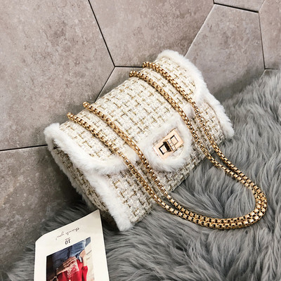 Stílusos női táska fém fogantyúval, három színben