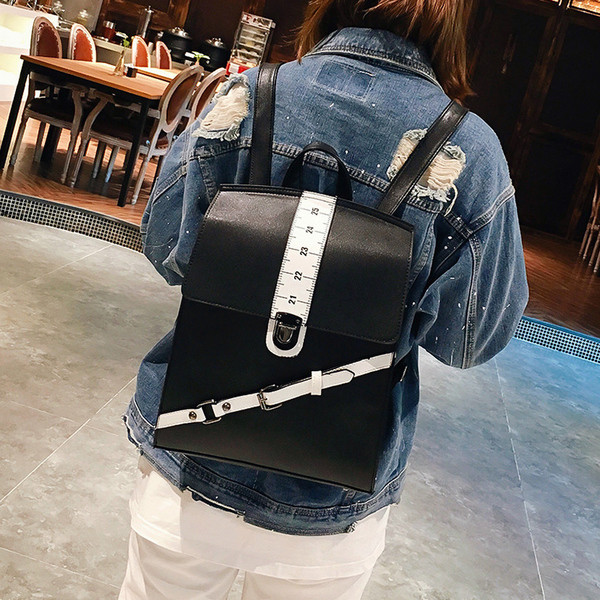 Modern női hátizsák táskával két színben