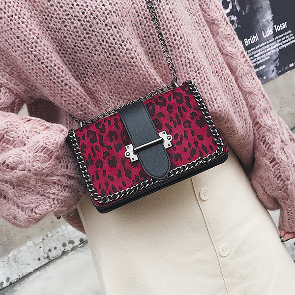 Stílusos női táska leopárd mintával, négy színben