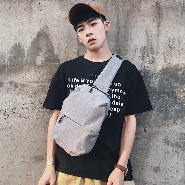 Sport-alkalmi férfi táska cipzárral szürke színben