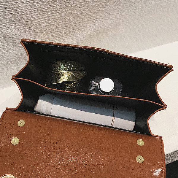 Öko bőrből készült elegáns női táska többféle színben