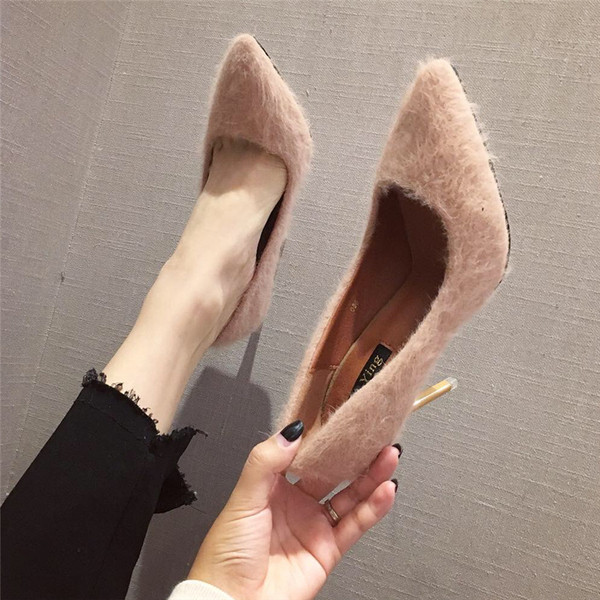 Új modell női pehelycipő hegyes modell több színben