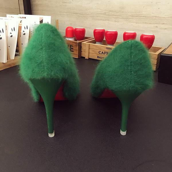 Új modell női pehelycipő hegyes modell több színben