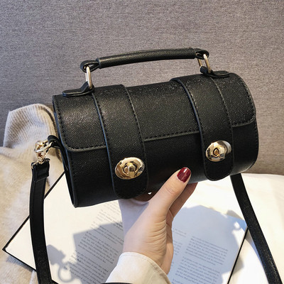 Γυναικεία τσάντα  με μικρή και μακρά λαβή