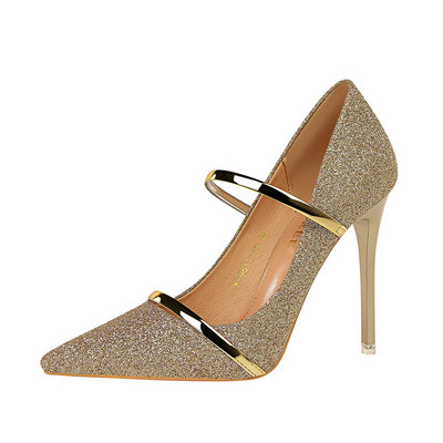 Νέα μοντέλα γυναικεία παπούτσια με κομψό αποτέλεσμα σε διάφορα χρώματα