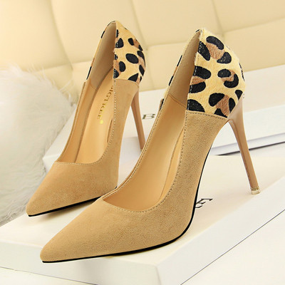 Επίσημα γυναικεία παπούτσια από οικολογικό σουέτ με διάφορα χρώματα