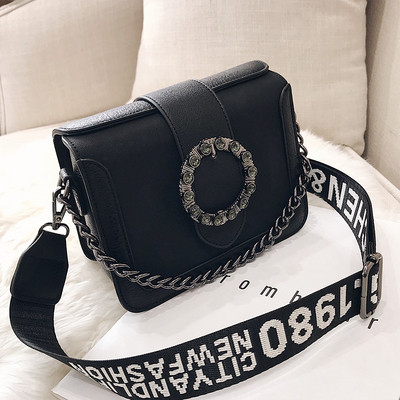 Négy színben kövekkel díszített női táska