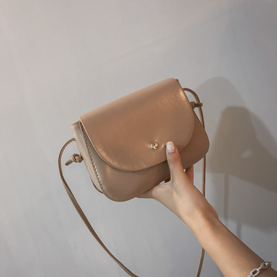 Μοντέρνα μικρή τσάντα από οικολογικό δέρμα με μακρά λαβή σε διάφορα χρώματα