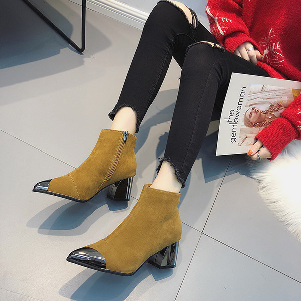 NOU Cizme moderne de dama - model ascutit in trei culori