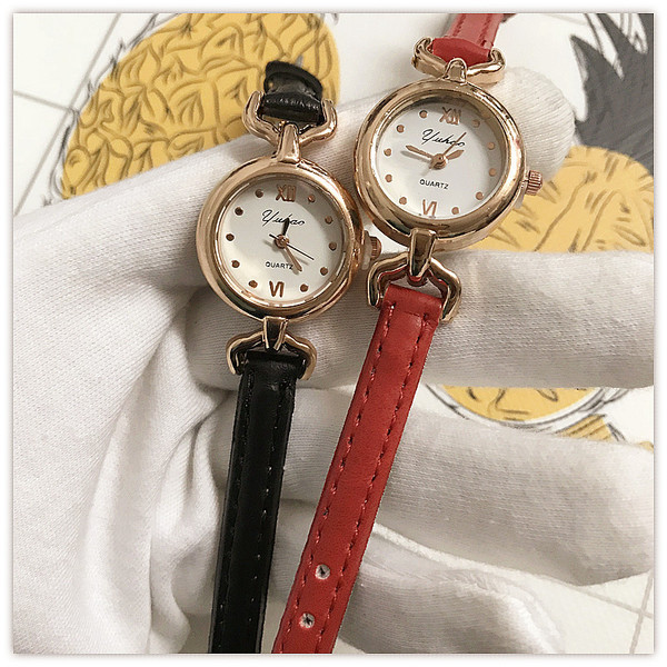 Stílusos női karóra vékony szíjjal eco bőrből több színben