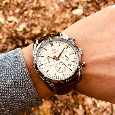 Stílusos férfi karóra eko bőr szíjjal