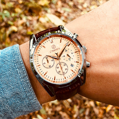 Stílusos férfi karóra eko bőr szíjjal