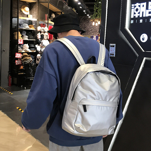 Ανδρικό σπορ - καθημερινό σακίδιο σε δύο χρώματα