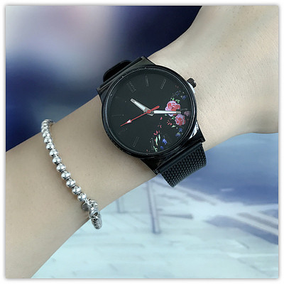 Μοντέρνο γυναικείο ρολόι σε μαύρο χρώμα με φυτικά μοτίβα - διάφορα μοντέλα