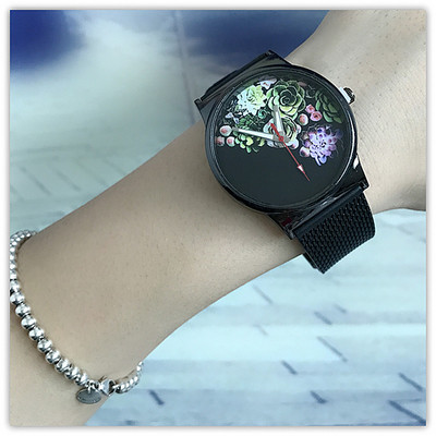 Μοντέρνο γυναικείο ρολόι σε μαύρο χρώμα με φυτικά μοτίβα - διάφορα μοντέλα