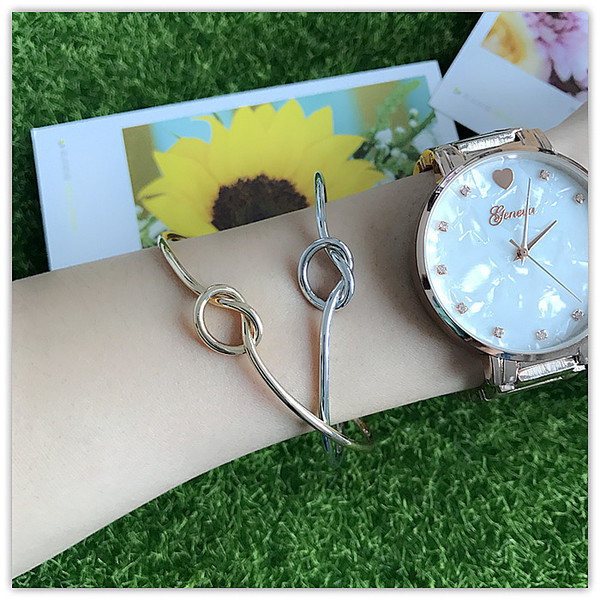 Κομψό γυναικείο βραχιόλι  σε χρυσό και ασημί χρώμα