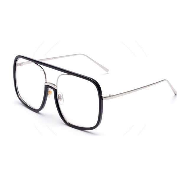 Stílusos női napszemüveg több színben