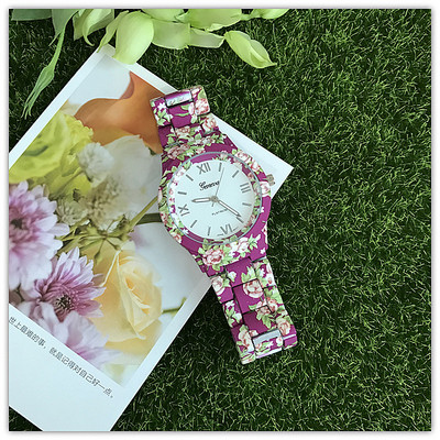 Μοντ΄ερνο γυναικείο ρολόι με floral μοτίβα σε διάφορα χρώματα