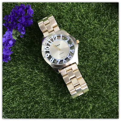 Női modern karóra színes számokkal