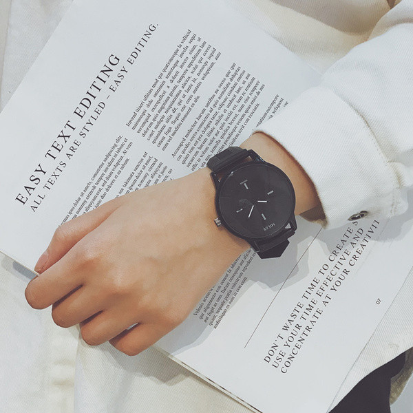 Ανδρικό ρολόι σε μαύρο, λευκό και μπλε χρώμα