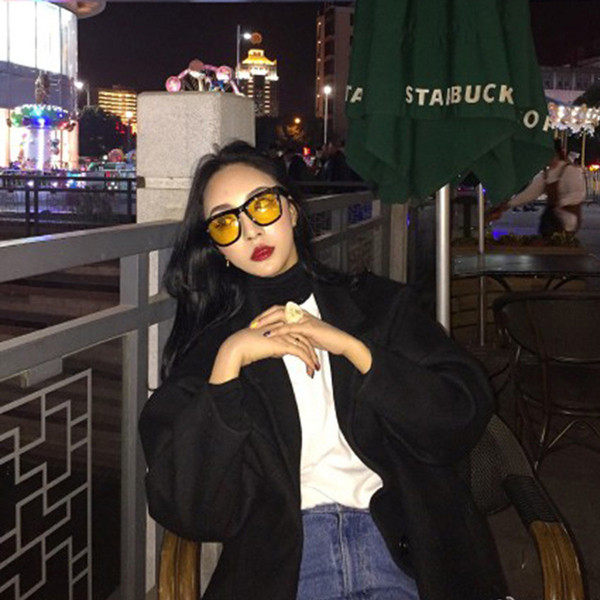 Modern férfi és női napszemüveg többféle színben