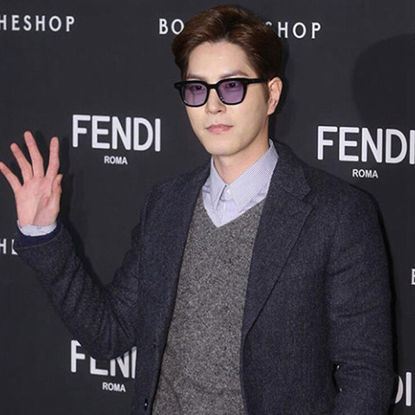 Modern férfi és női napszemüveg többféle színben