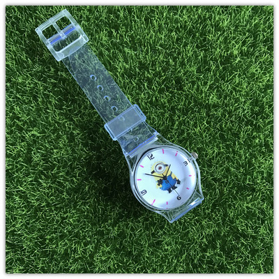 Καθημερινό γυναικέιο ρολόι με διαφανή λουράκι και διάφορες εφαρμογές