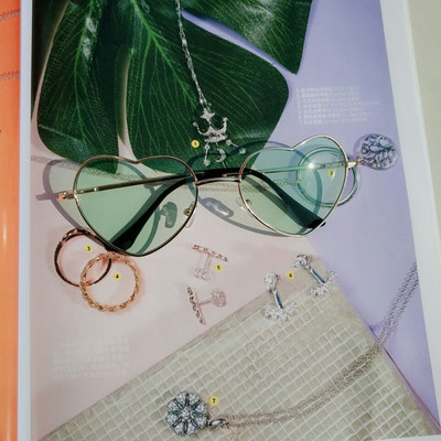 Modern női szív alakú napszemüveg