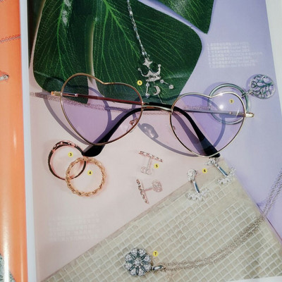 Modern női szív alakú napszemüveg