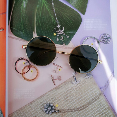 Ретро дамски слънчеви очила -кръгла форма в няколко цвята 