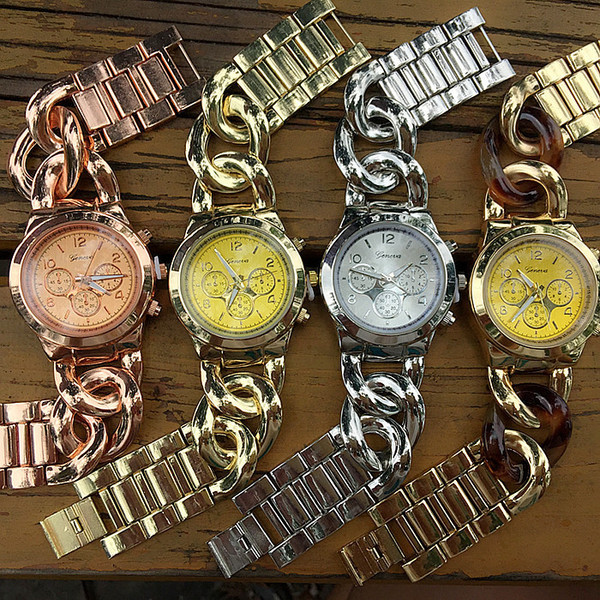 Női aktuális karóra négy színben