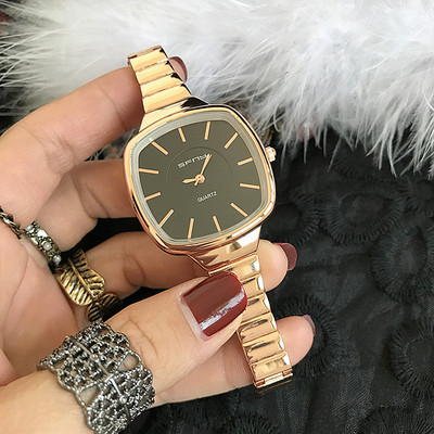 Modern női karóra vékony szíjjal, öt színben