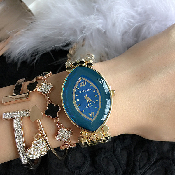 Γυναικείο ρολόι πέντε χρωμάτων με μεταλλική αλισίδα