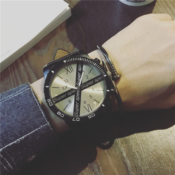 Elegáns férfi karóra két színben